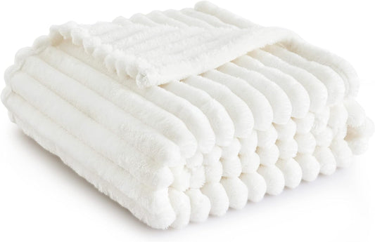 Bedsure GentleSoft Throw Blanket