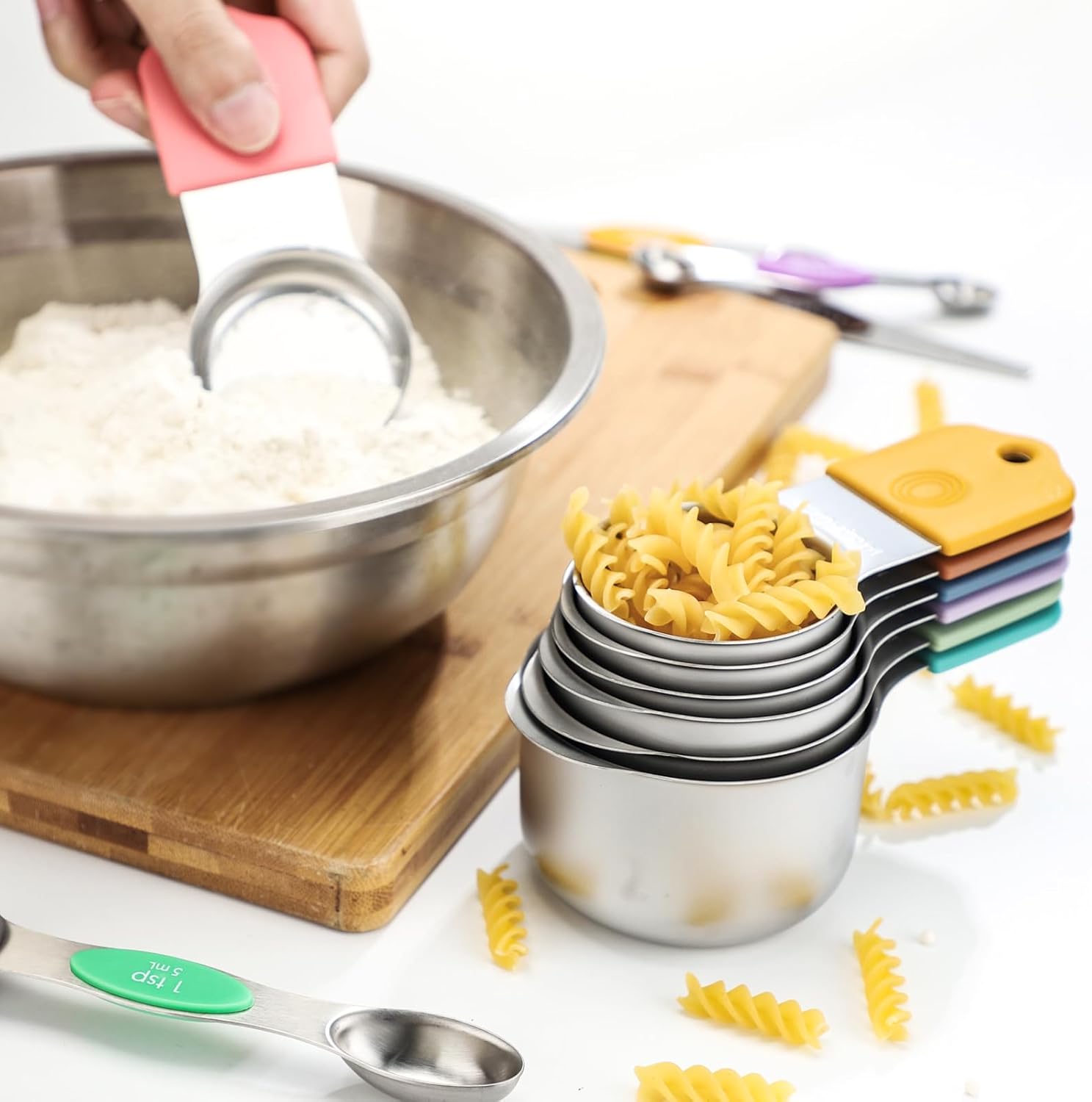 Magnetic Measuring Cups and Spoons Set