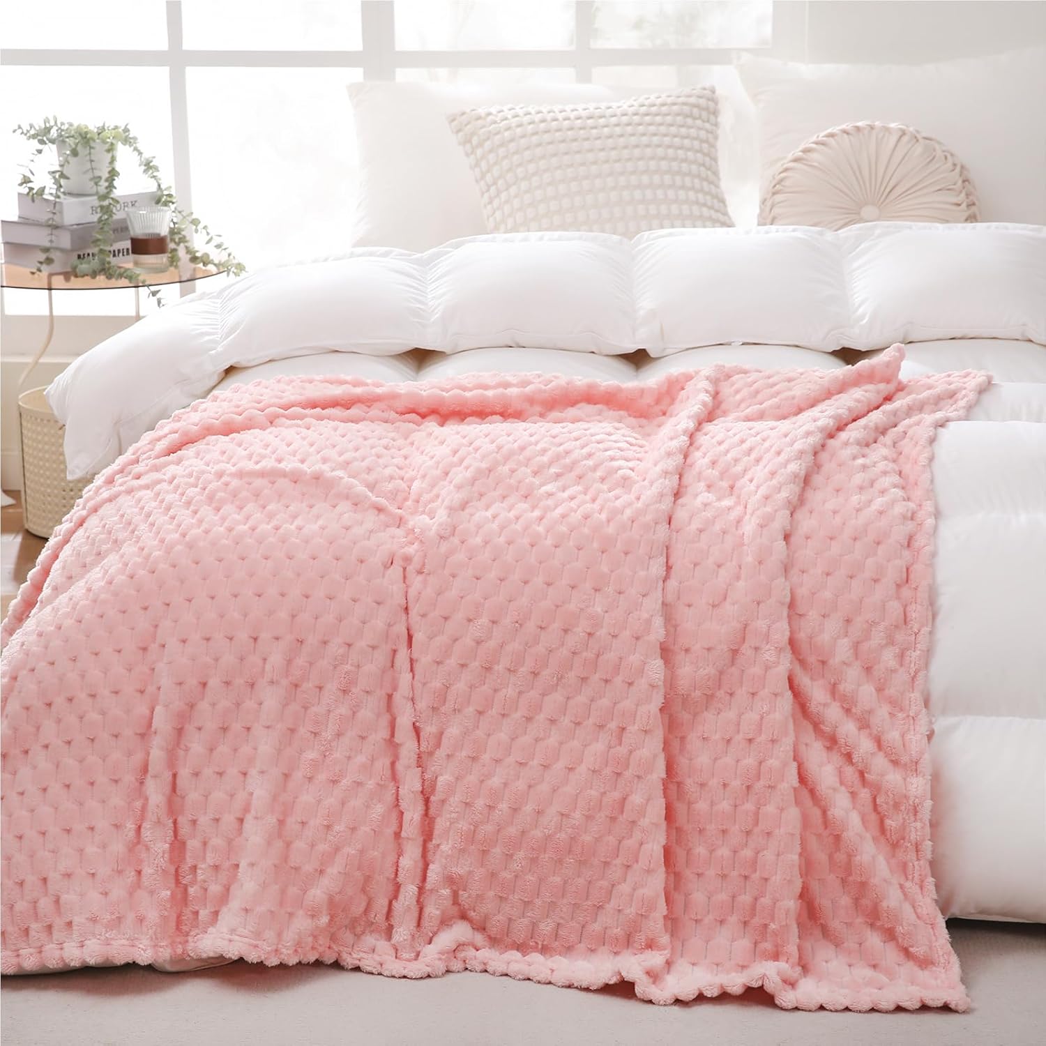 Puncuntex Hot Pink Throw Blanket  for Mom Fuzzy