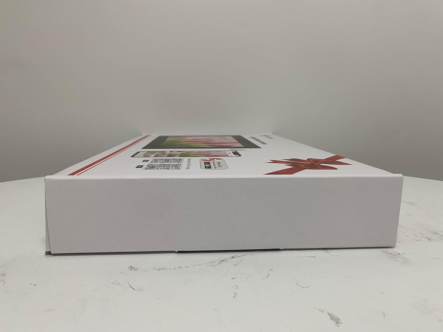 Frameo 10.1" WiFi Digital Picture Frame