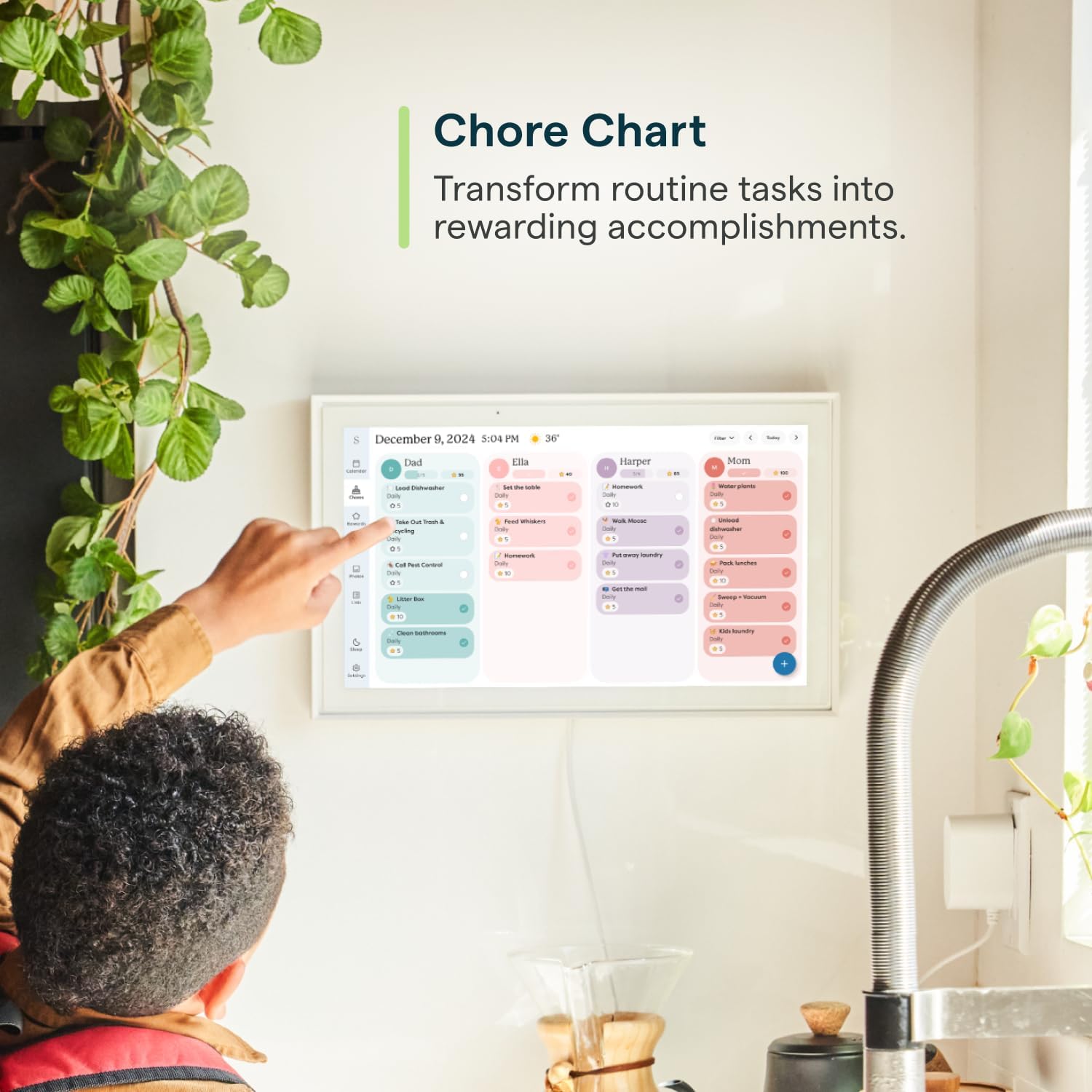 Digital Calendar & Family Organizer 2025