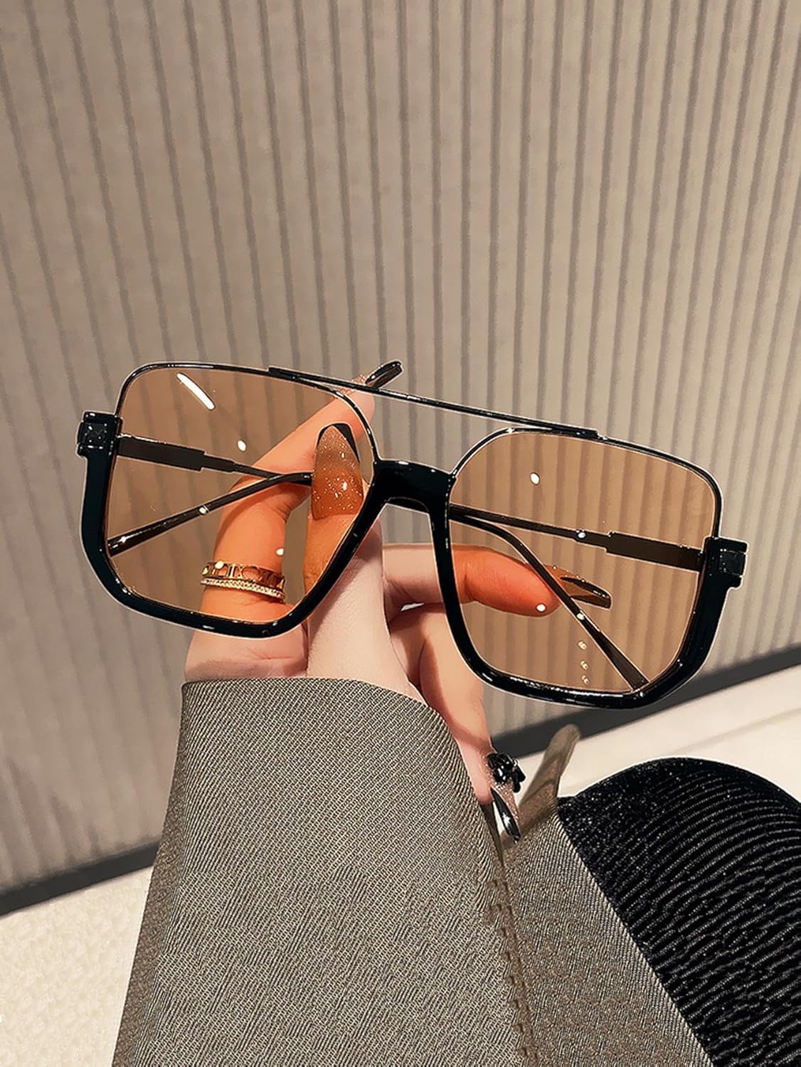 Retro Oversized Aviator Sunglasses for Women Men