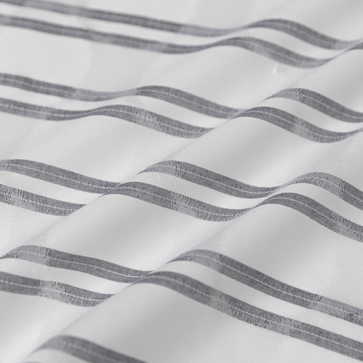 Geometric Jacquard Fabric Shower Curtain for Bathroom