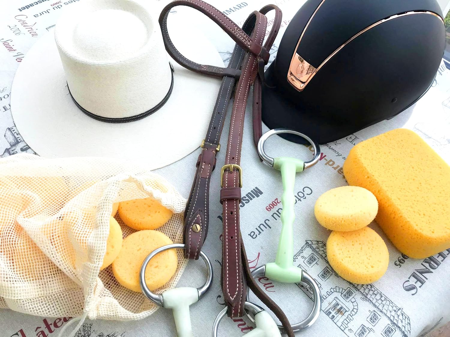 Premium Synthetic Horse Tack Sponges