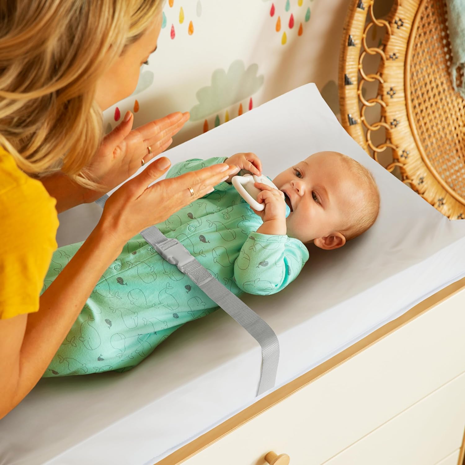 Munchkin Secure Grip Baby Changing Pad