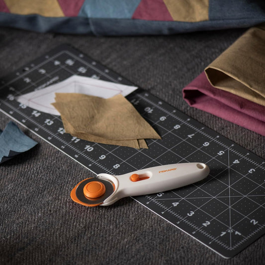 Fiskars 45mm Rotary Fabric Cutter