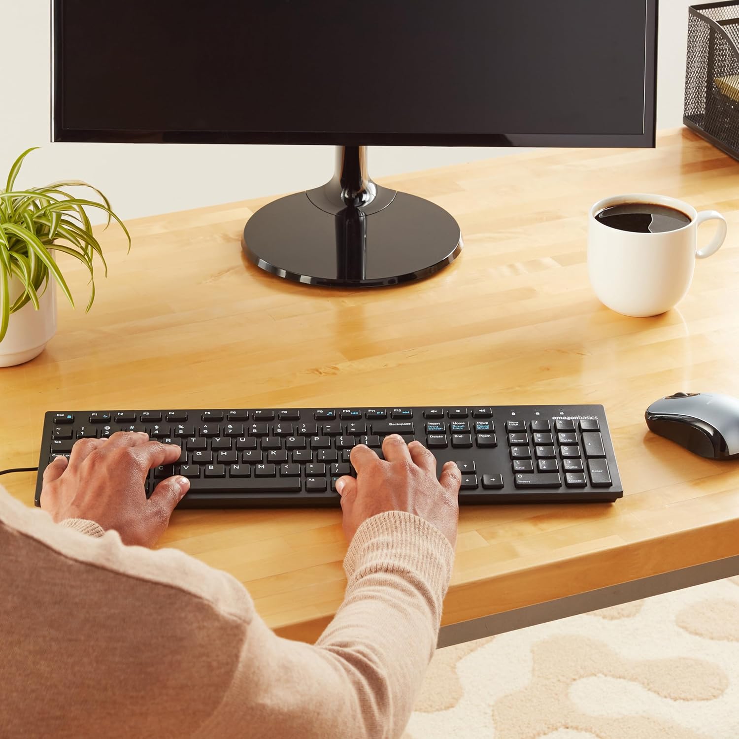 Amazon Basics Wired QWERTY Keyboard