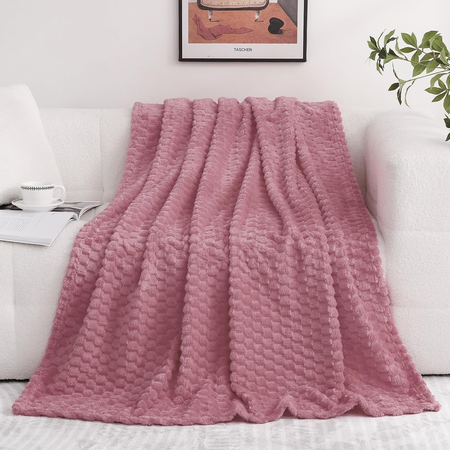 Puncuntex Hot Pink Throw Blanket  for Mom Fuzzy