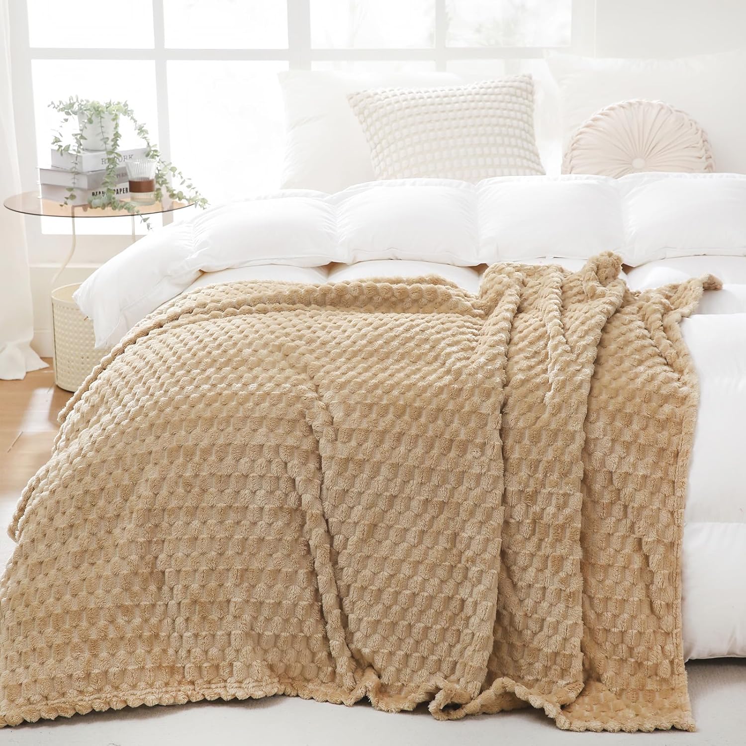 Puncuntex Hot Pink Throw Blanket  for Mom Fuzzy