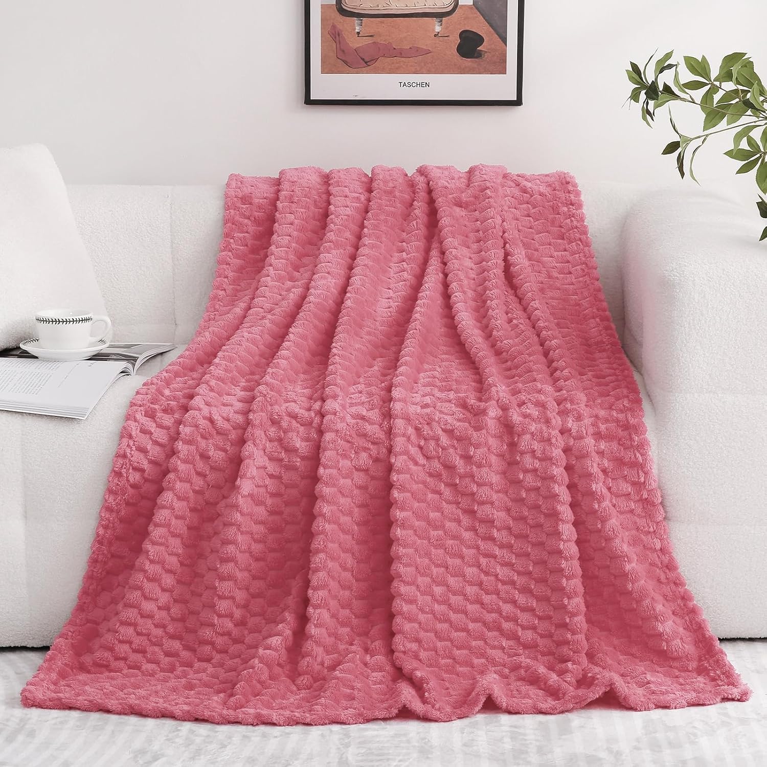 Puncuntex Hot Pink Throw Blanket  for Mom Fuzzy