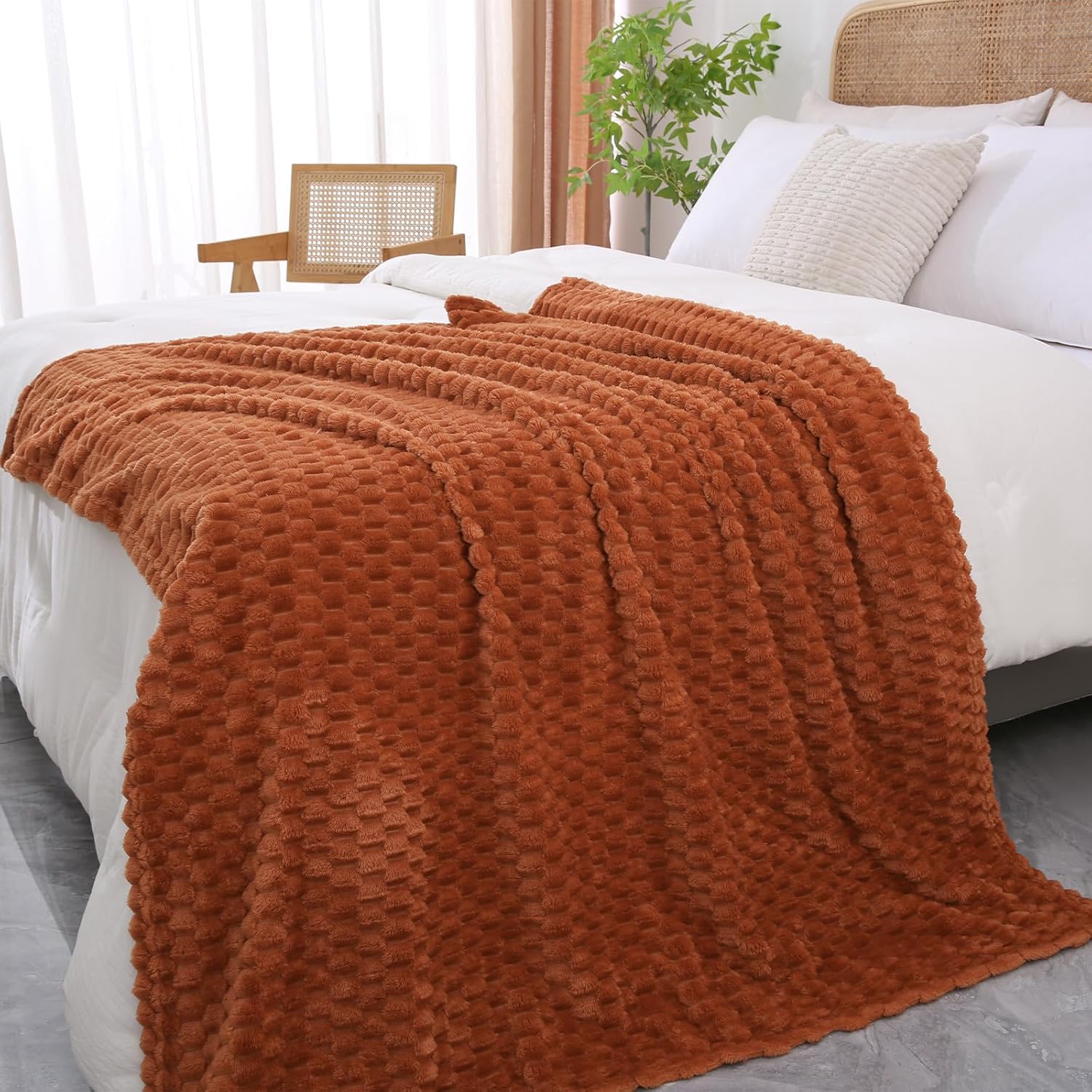 Puncuntex Hot Pink Throw Blanket  for Mom Fuzzy