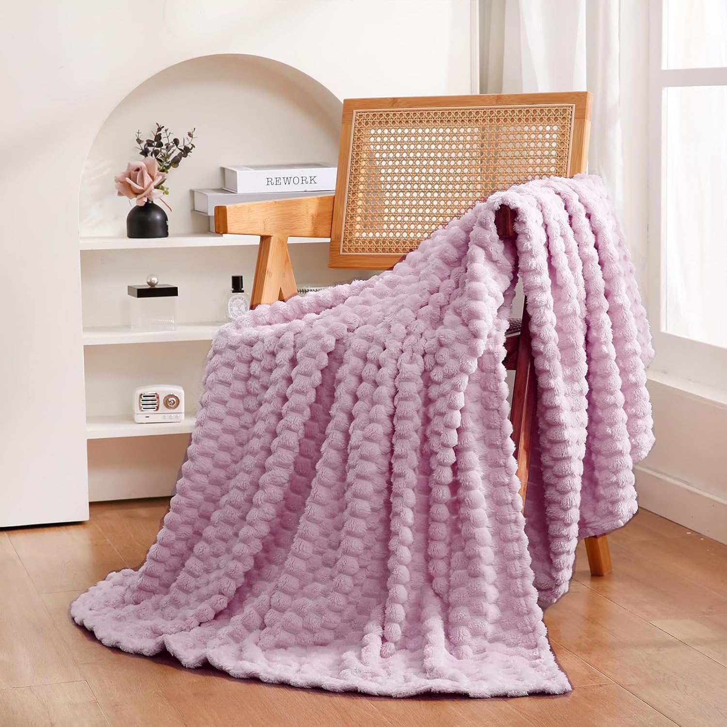 Puncuntex Hot Pink Throw Blanket  for Mom Fuzzy