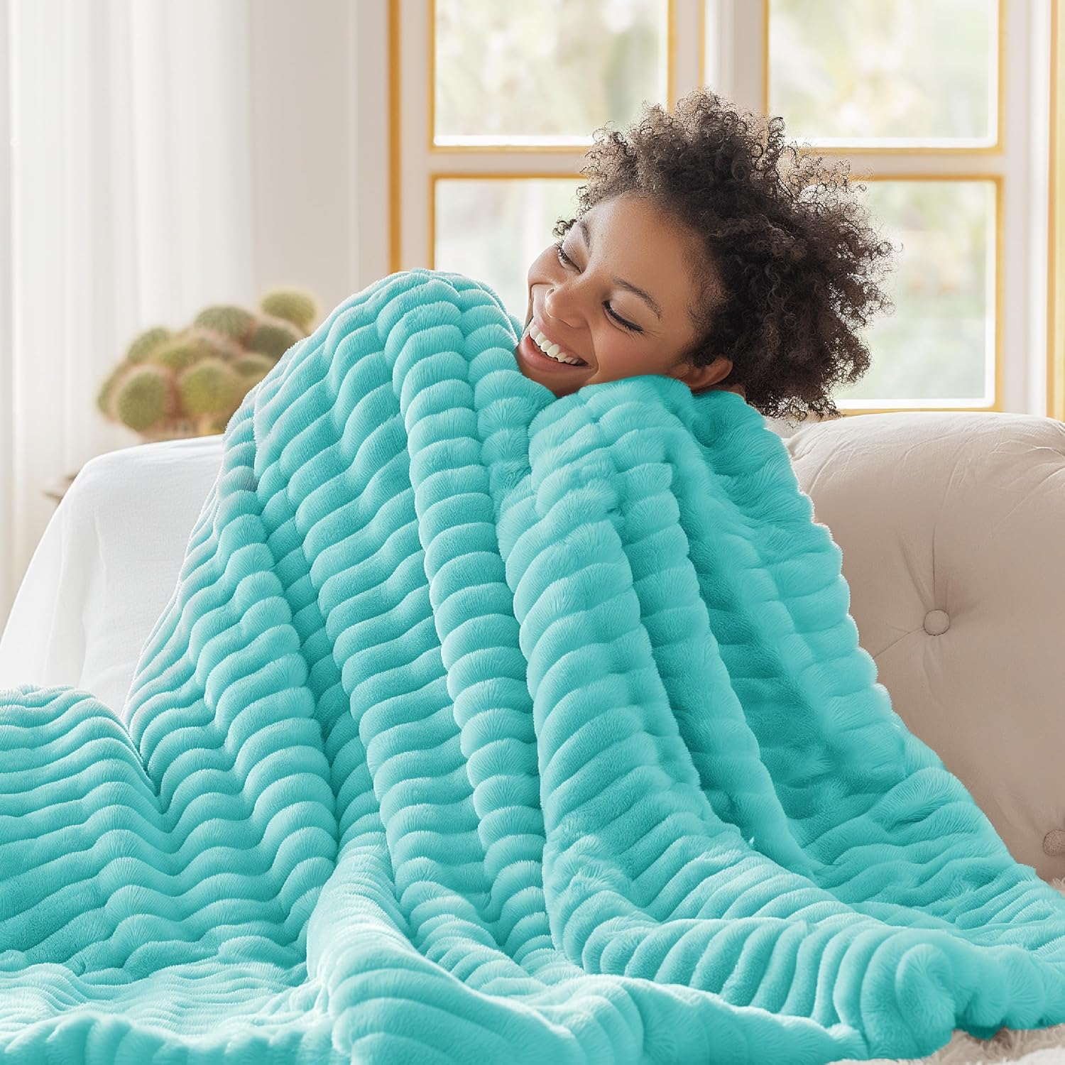 Bedsure GentleSoft Throw Blanket