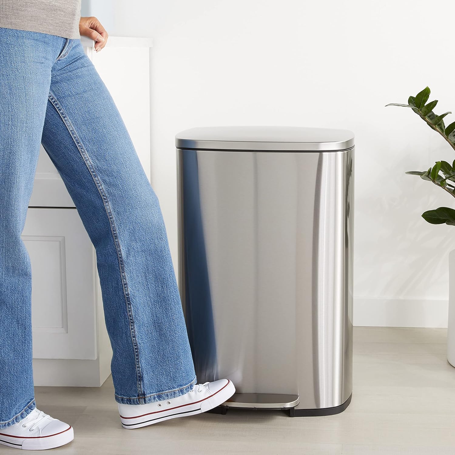 Amazon Basics  Steel Trash Can